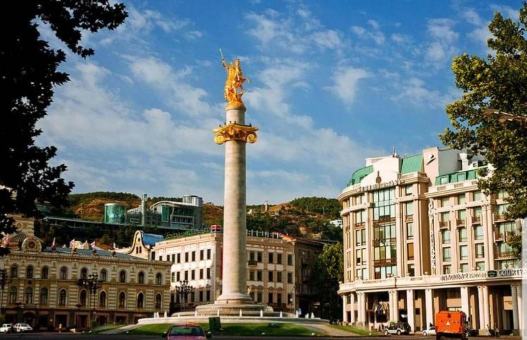 Hostel Pirosmani Tiflis Exterior foto